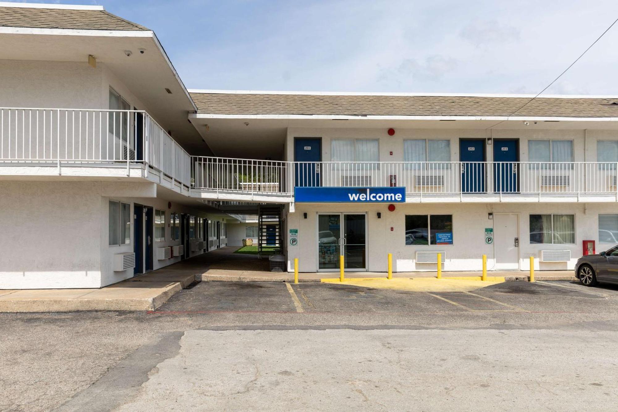 Motel 6-Lufkin, Tx ภายนอก รูปภาพ